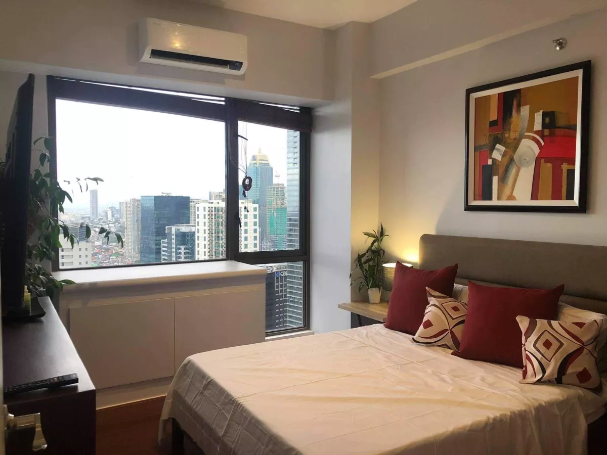 "Bellagio 3 For Lease: 1 Bedroom BGC Condo (High Floor), Taguig City"06