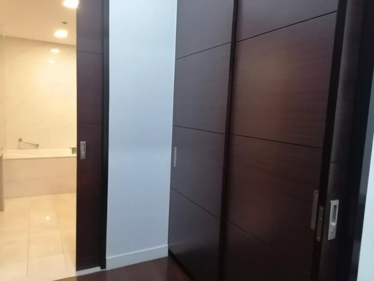 "Fully Furnished 2 Bedroom Condo for Rent in Grand Hyatt Residences, BGC, Taguig"10