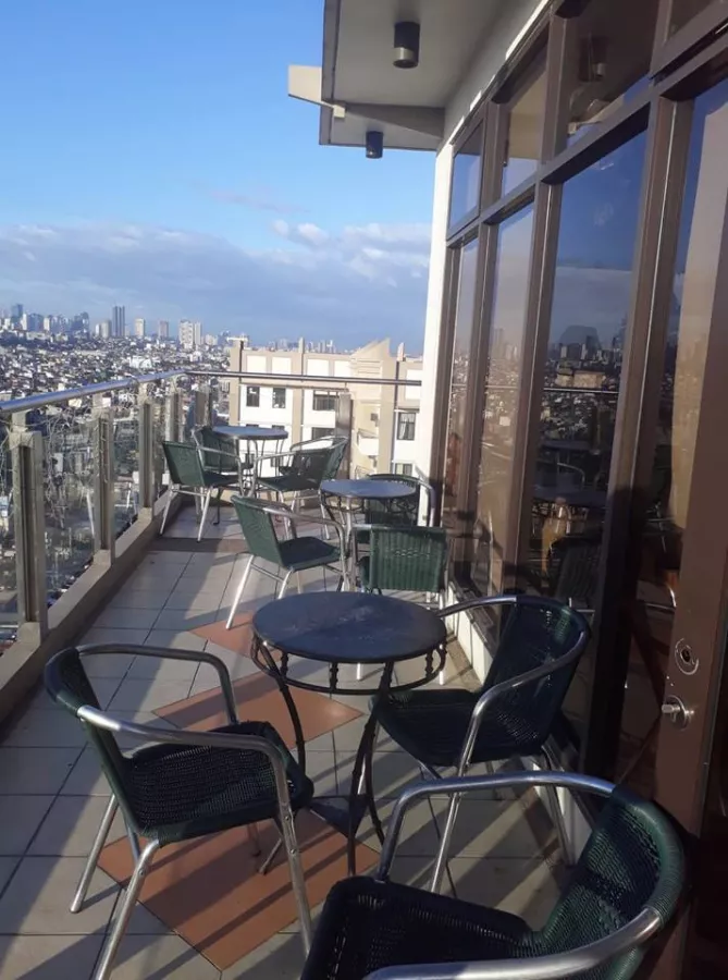 2 Bedroom fully furnished for rent in Taguig near BGC and Makati06
