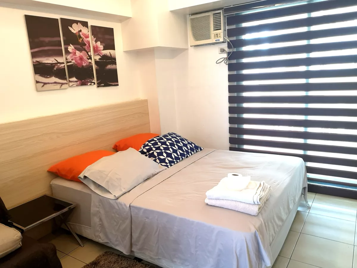 "For Rent 40sqm Studio with Balcony, fully-furnished, Rockwell view, Mandaluyong"02