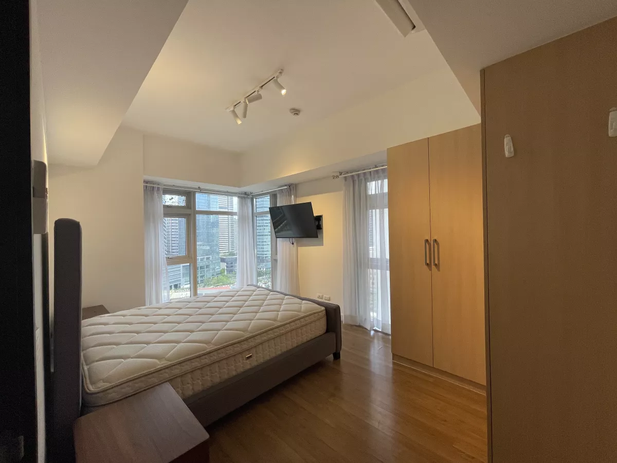 "For Rent 1 Verve Tower 1 Bedroom Condominium with Balcony, Taguig"05