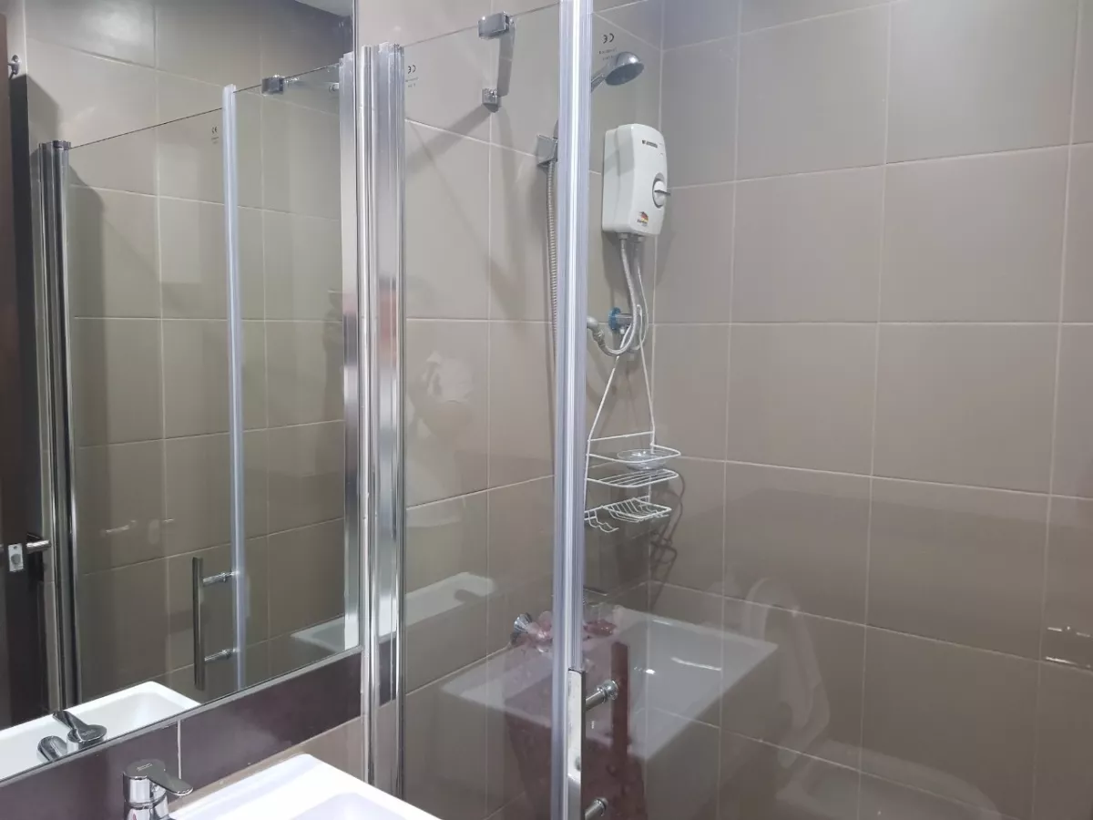 "Manila Bay Luxury Condotel for rent in Admiral Baysuites, Malate, Manila"08