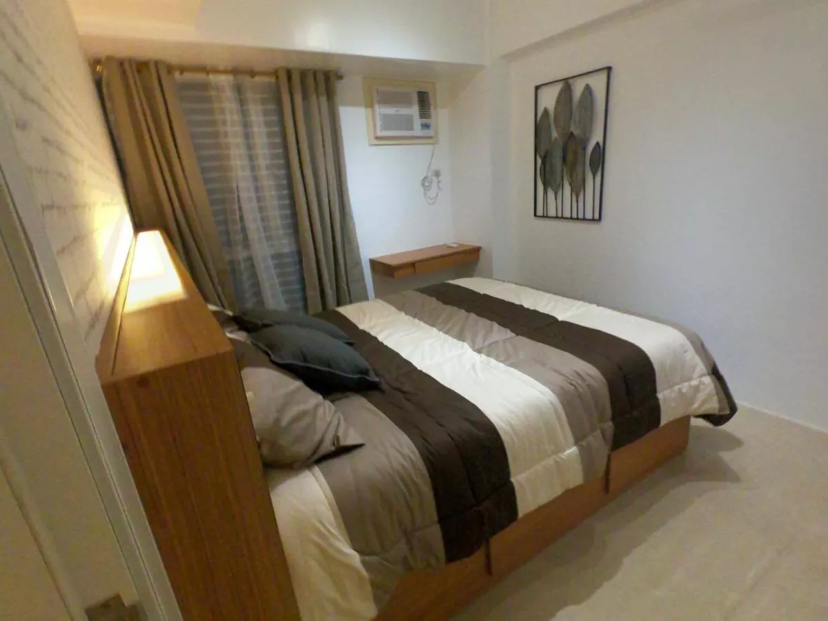 "For Rent 1 Bedroom w/ Parking, Furnished at Avida Towers Verte, BGC, Taguig City"08