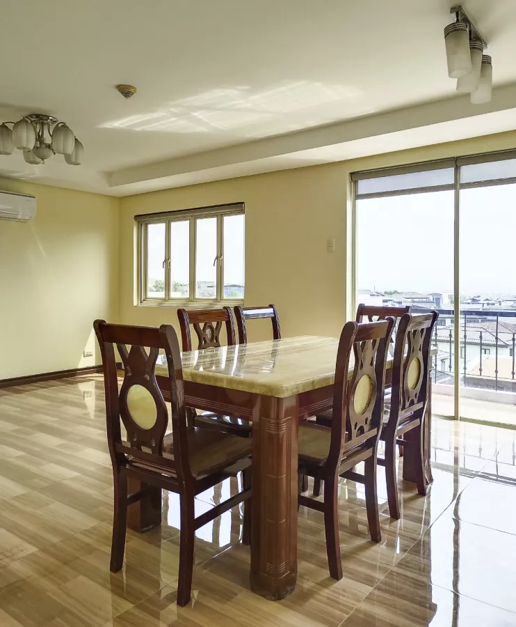 Fully furnished 2BR Condo for Rent in Taguig City Mckinley Garden Villas03