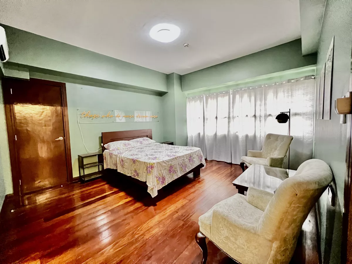 "Affordable 2BR Condo in Avalon, Cebu Business Park for rent with Parking"07