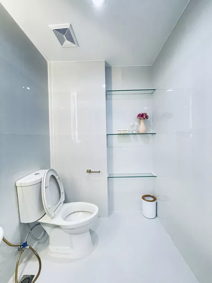 "3 Bedroom Condominium unit For Rent | Citadel Inn, Makati City"06