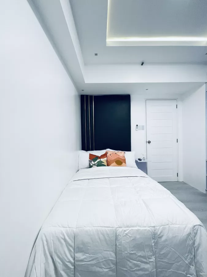 "3 Bedroom Condominium unit For Rent | Citadel Inn, Makati City"07