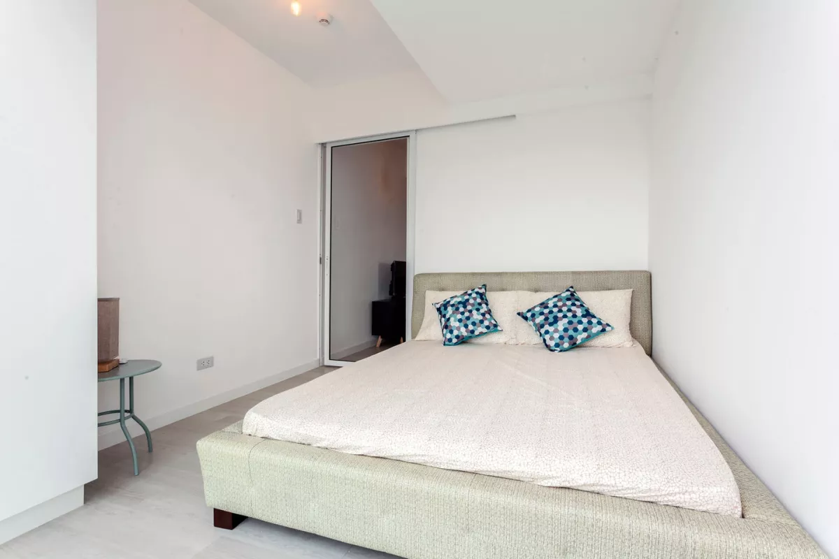 2BR Fully Furnished Condo unit for rent at Azure Urban Resort Residences05