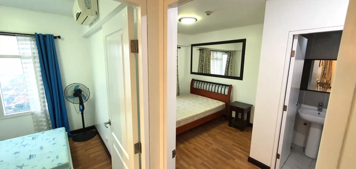 "For Lease: Lower penthouse at Two Serendra Aston Tower, BGC Taguig"03