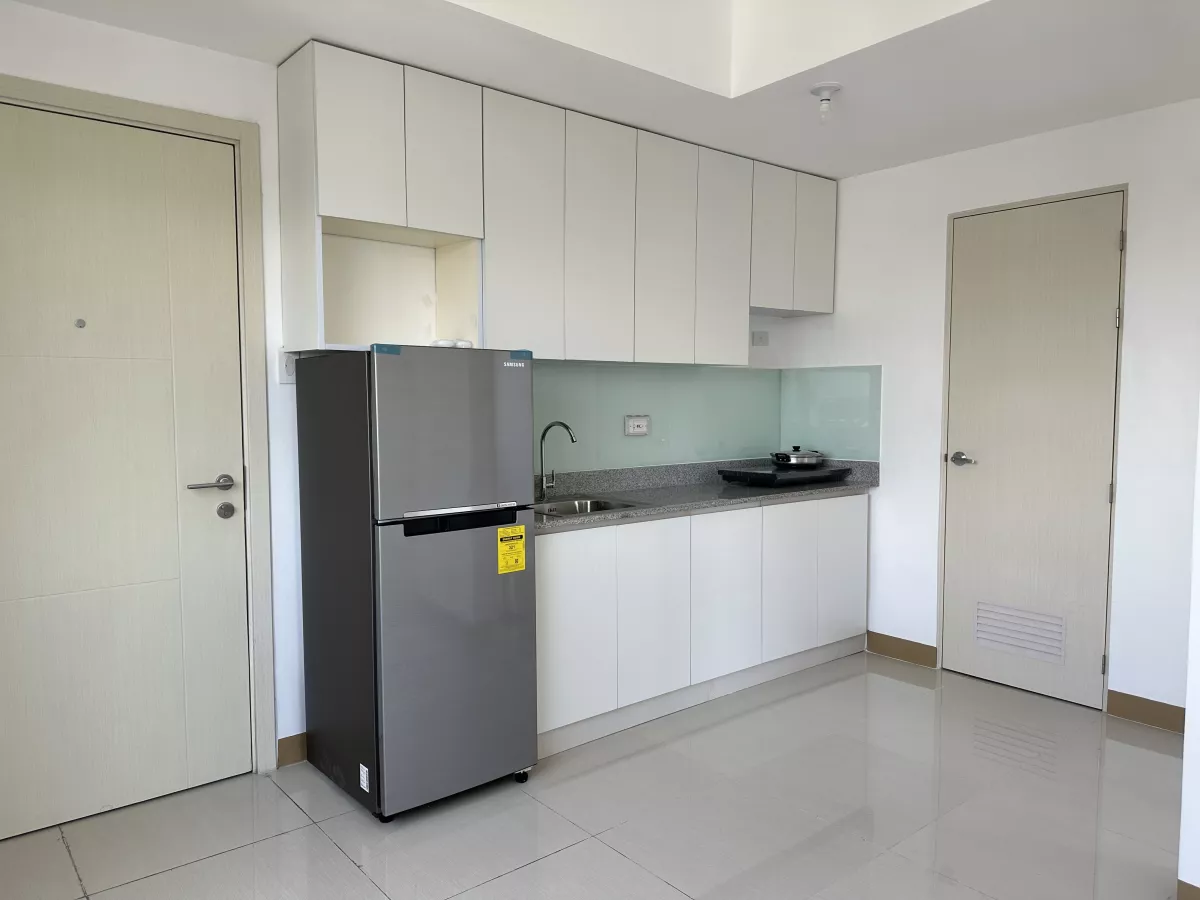 "2 Bedroom Unit South Residences SM Southmall Complex, Las Piñas City"09