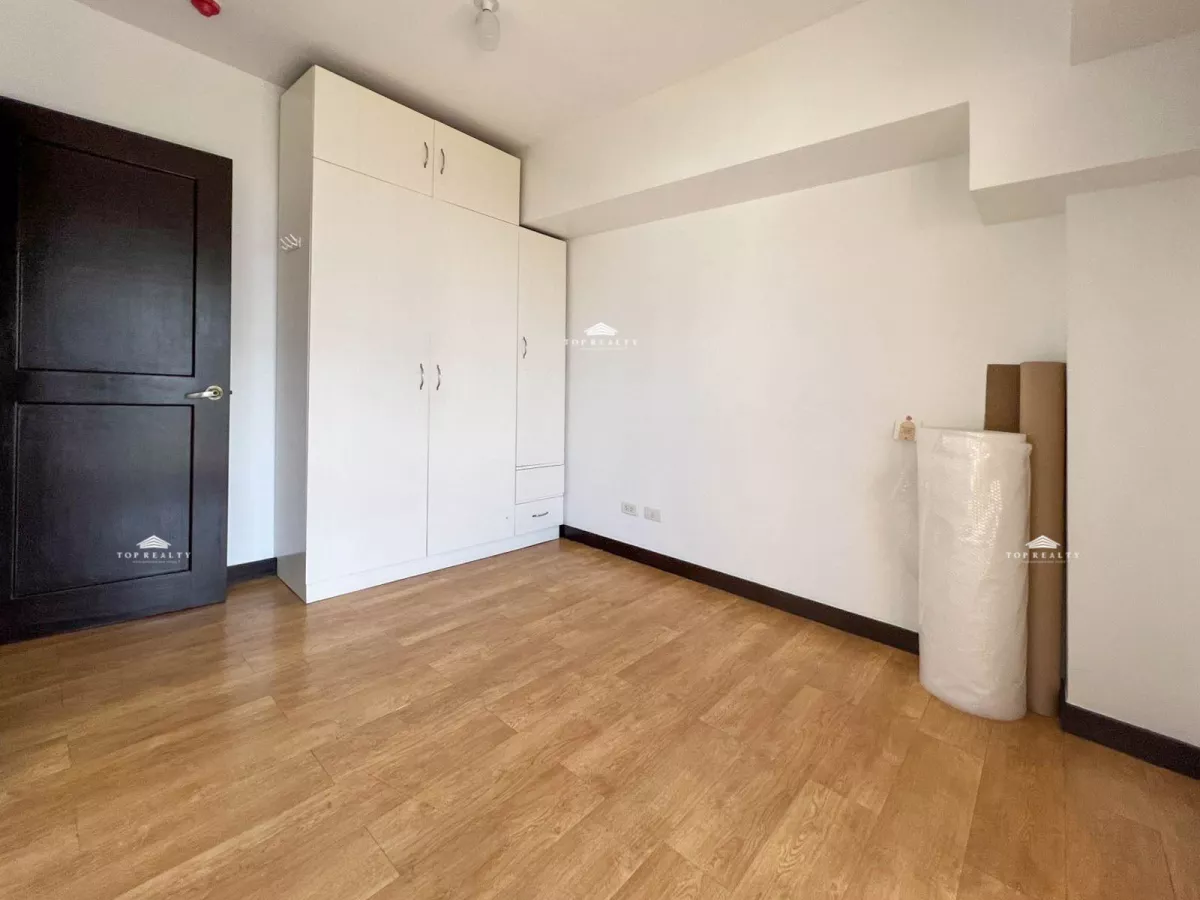 "Condo for Rent in Acacia Ave, Taguig at Royal Palm Residences 2 Bedroom 2BR"05