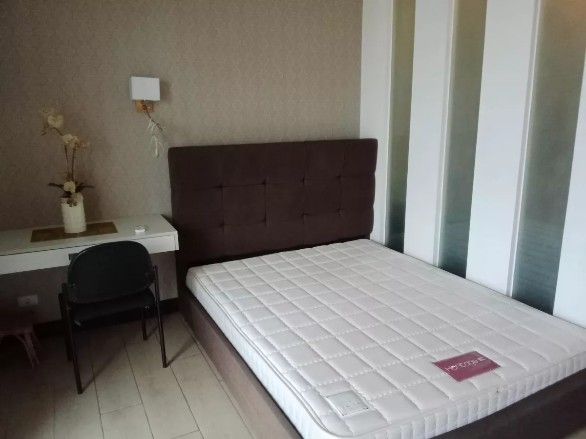 Studio Unit for Rent with Stunning Grand Canal Views ✨05