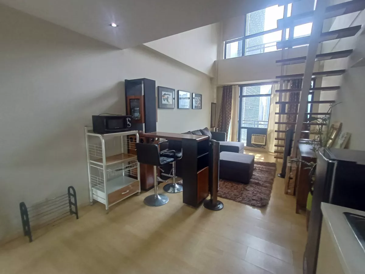 For Rent 1BR Unit with Balcony in The Gramercy Residences03