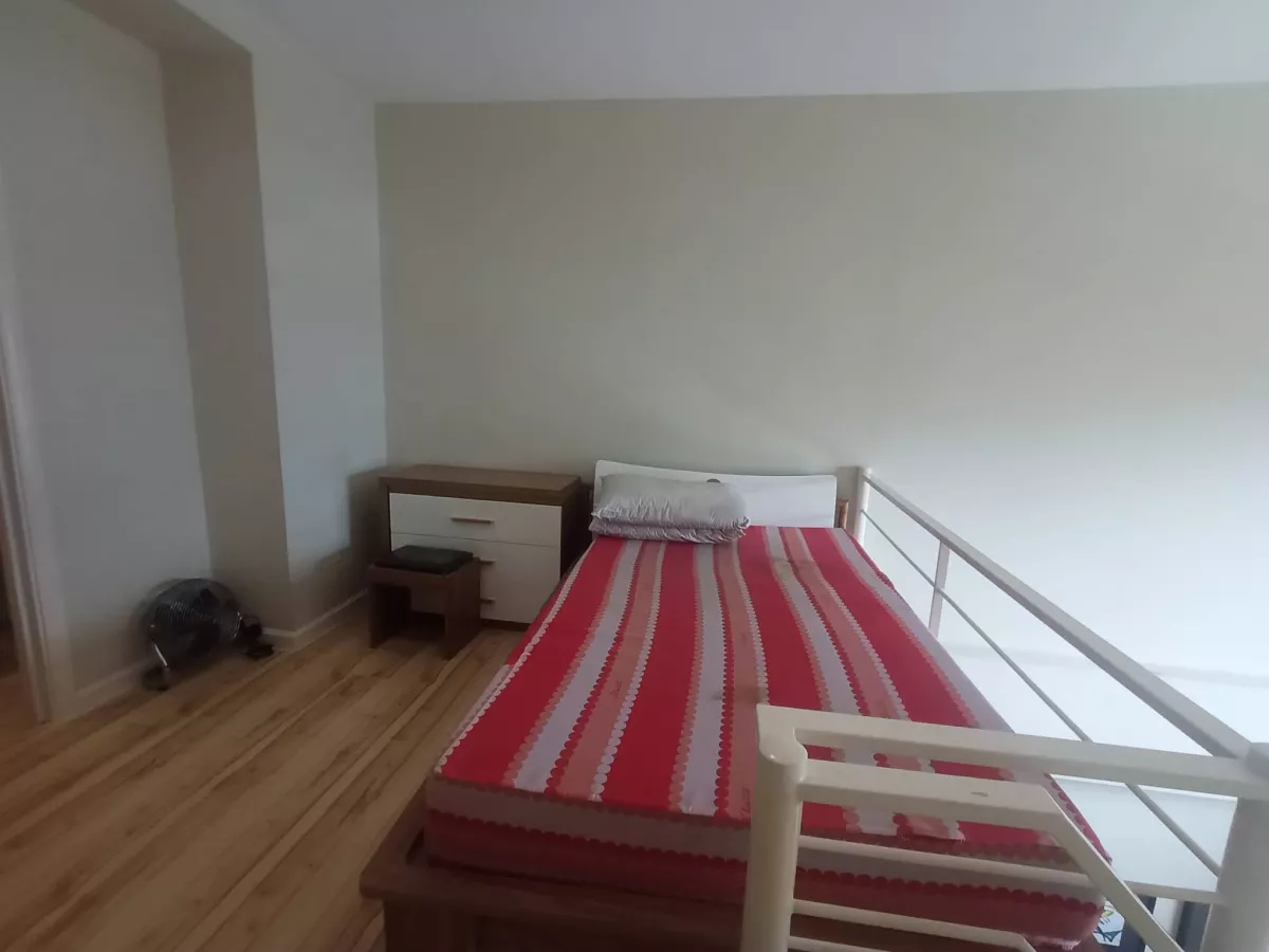 For Rent 1BR Unit with Balcony in The Gramercy Residences09