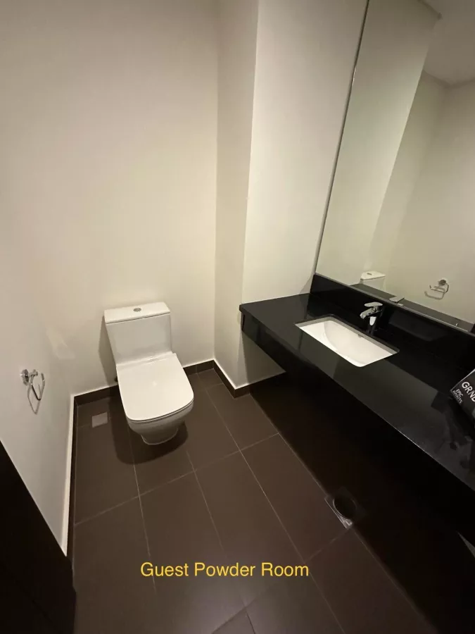 For lease!! 2 bedroom unit in GARDEN Tower Makati07