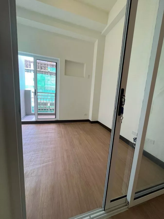 DMCI Homes Brixton Place Affordable 1 Bedroom with Parking For Rent Pasig City09