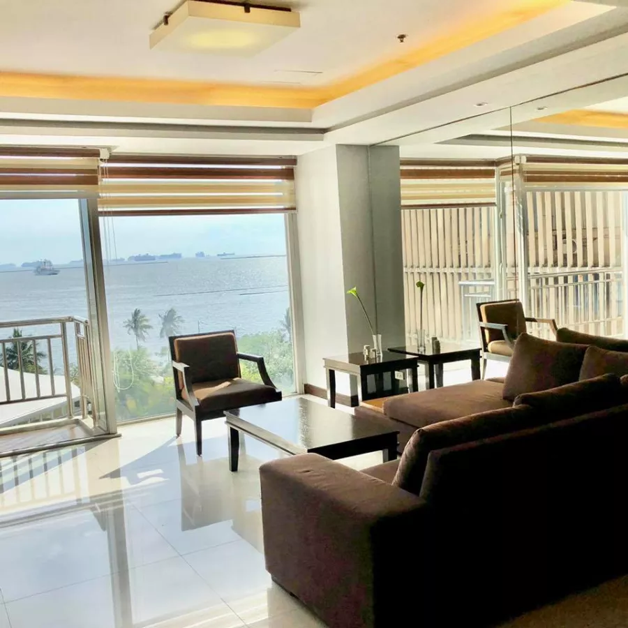 "2BR Unit Fully Furnished Facing Bay For Rent in Ermita, Manila"09