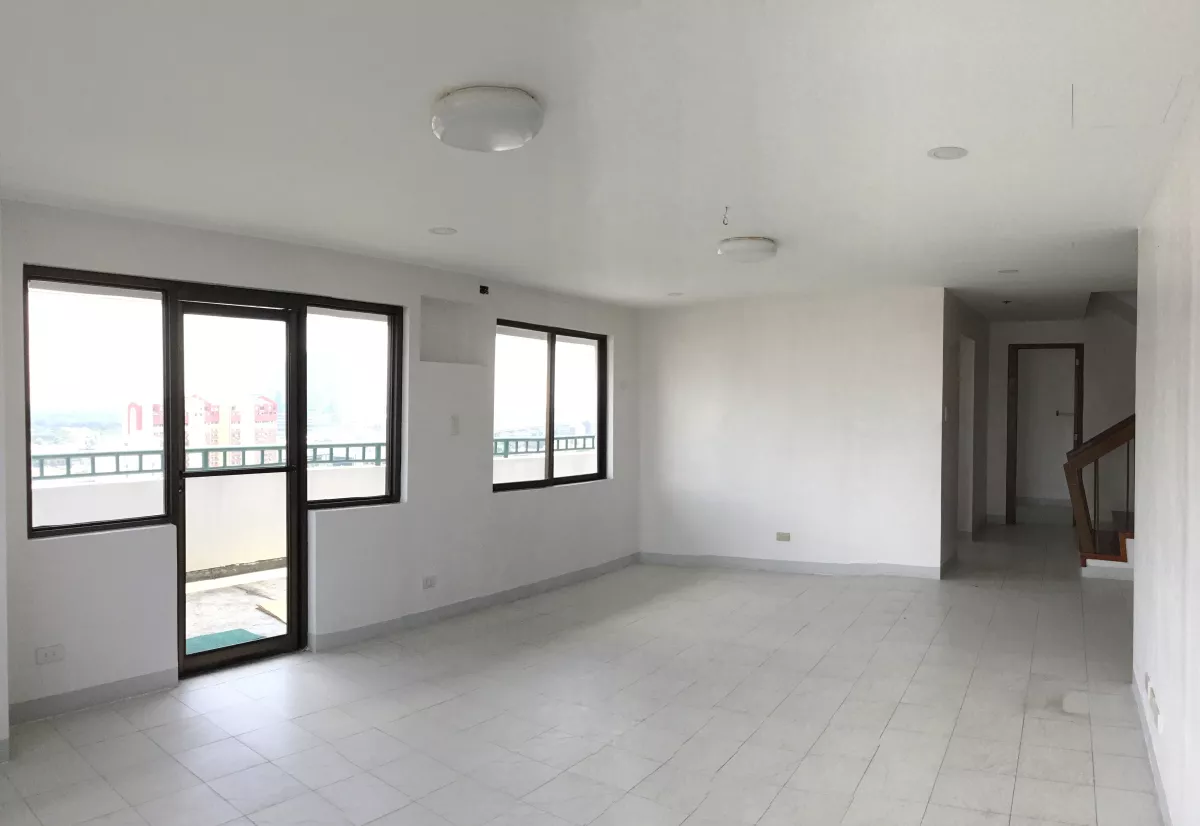 Massive Makati Condo For Residential & Office Use02