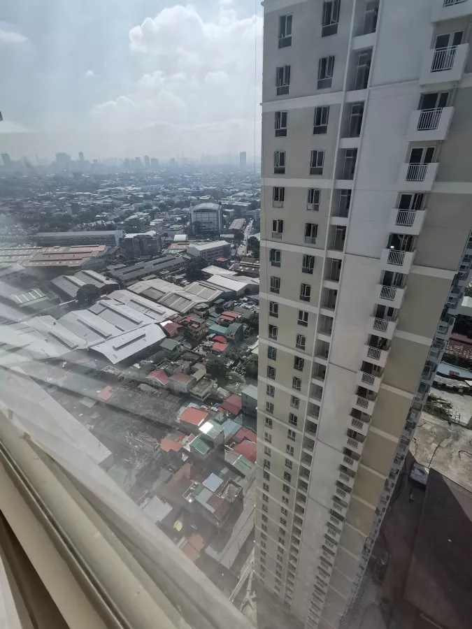 "For Rent 2BR Fully Furnished Unit in Avida Towers Cloverleaf, Quezon City"08