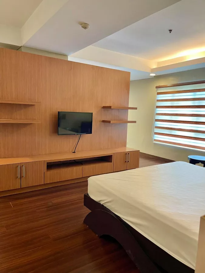 "2-Bedroom Unit (Fully Furnished) Loft Type For Rent in Ermita, Manila"07
