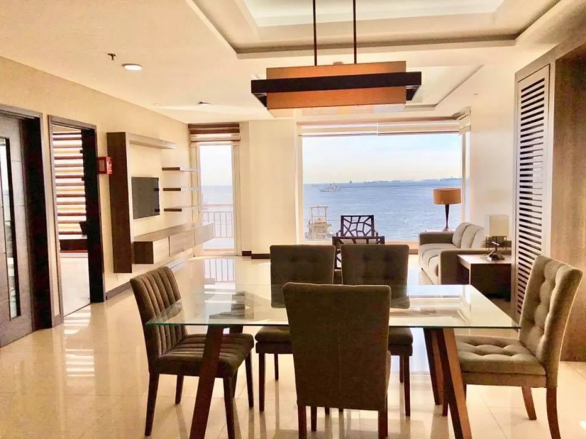 "3-Bedroom