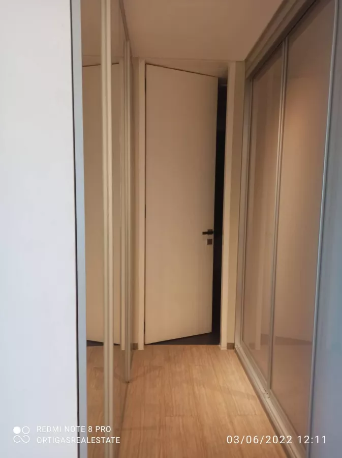 Fully Furnished 2 Bedroom Condominium For Lease03