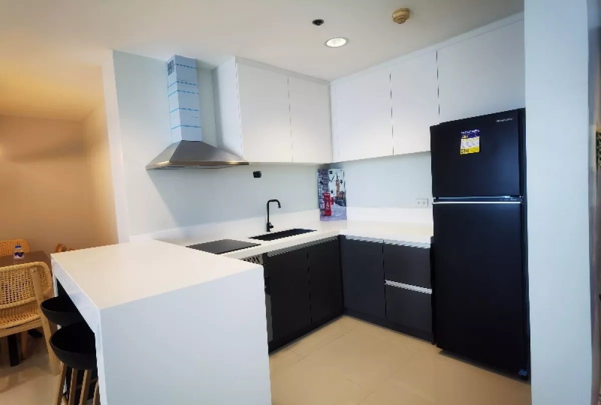 Skyline Premiere Condo For Rent05