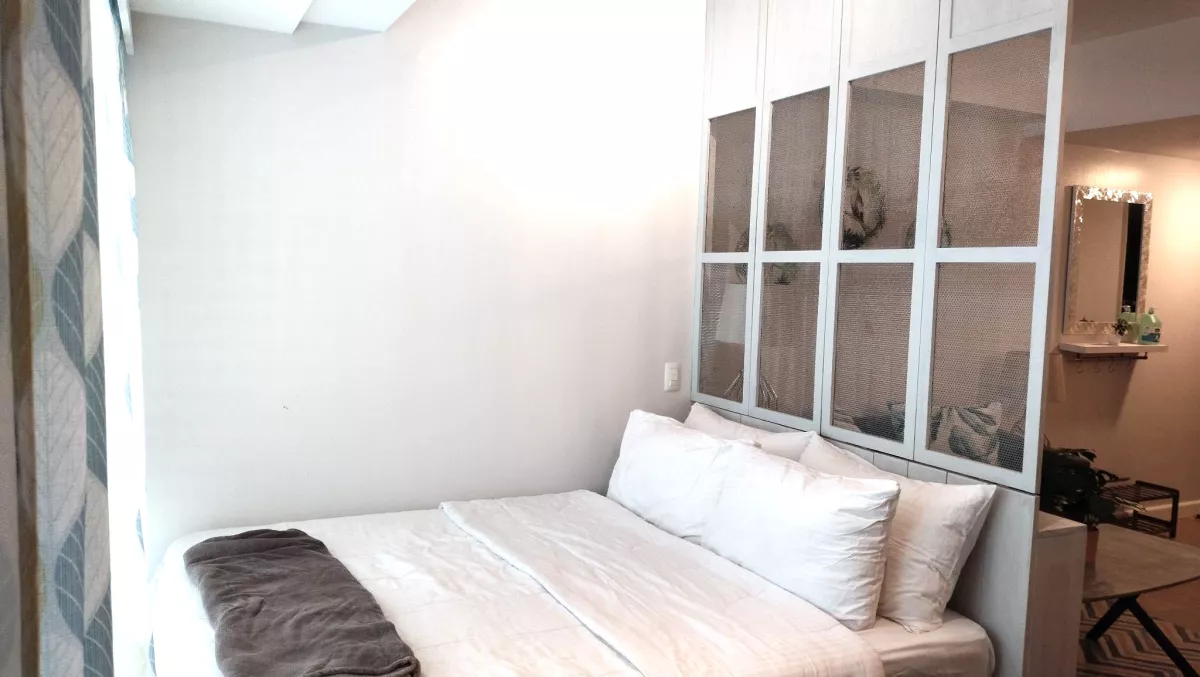 Fully Furnished Abreeza Place Studio Type Condominium For Lease08