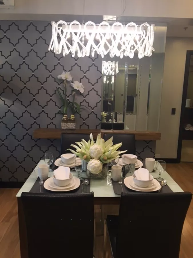 Fully Furnished One Bedroom Unit in One Serendra BGC For Rent05
