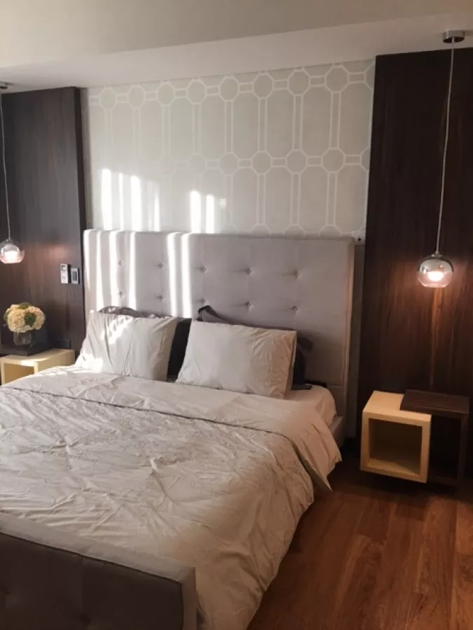 Fully Furnished One Bedroom Unit in One Serendra BGC For Rent08