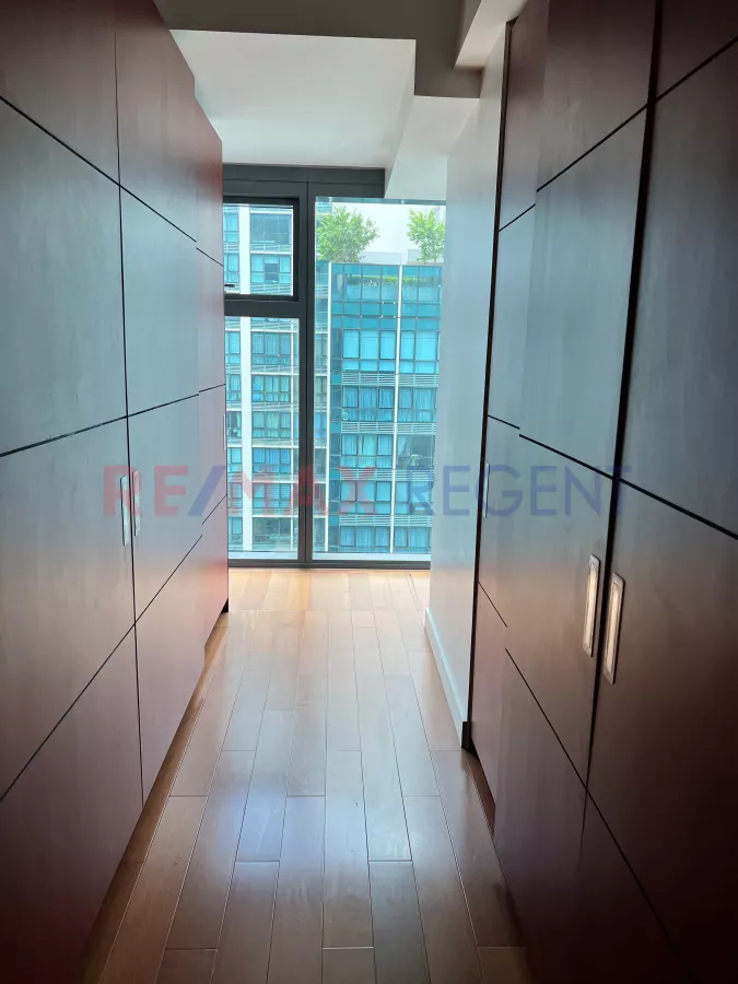 "3 Bedroom Condominium for Lease in Grand Hyatt Residences, BGC, Taguig City"02