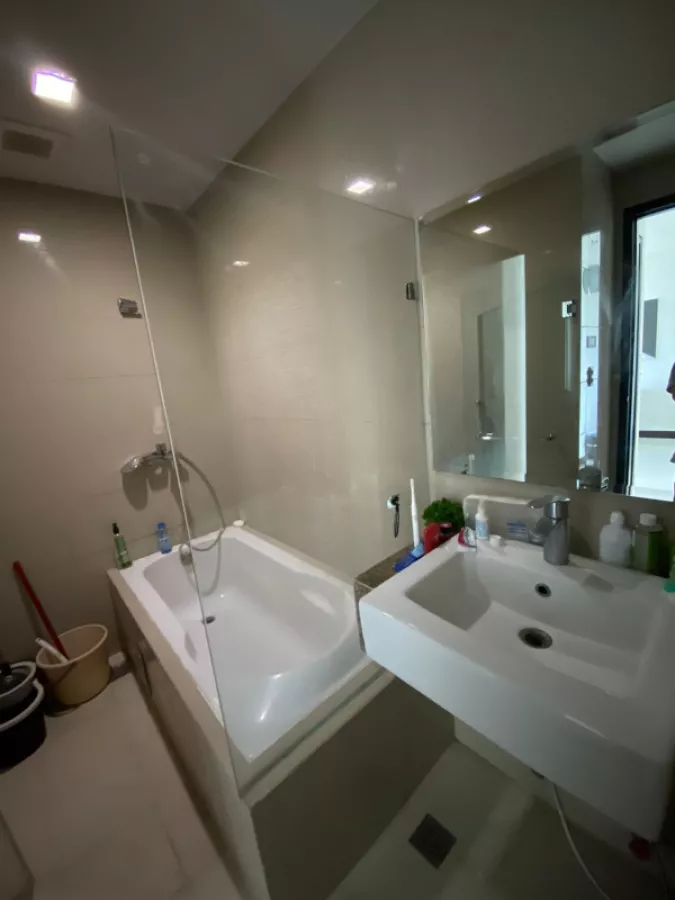 Executive 1BR Condo with Balcony in Mactan Newtown (Seaview)07