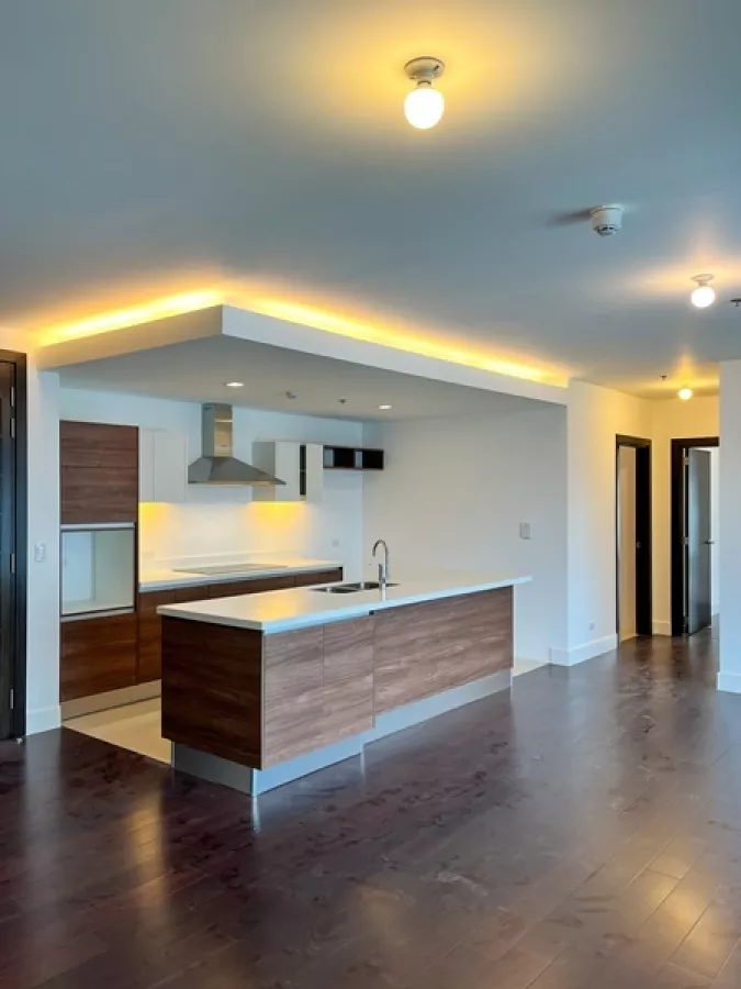 "Semi-Furnished 3 Bedroom Unit for Lease in Garden Towers, San Lorenzo, Makati"05
