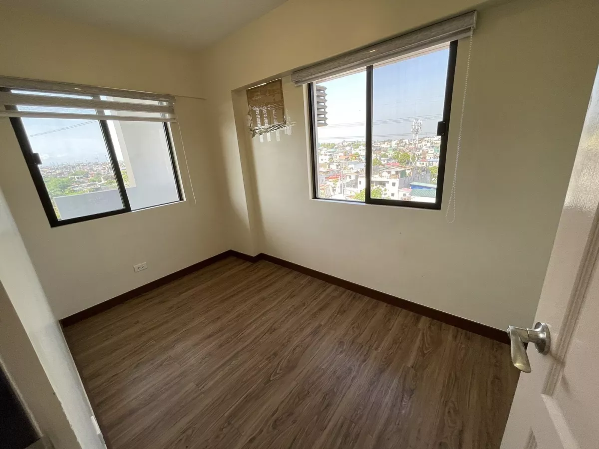 3-Bedroom with 1 Parking for Rent in Ivory Wood near BGC and McKinley Hill06