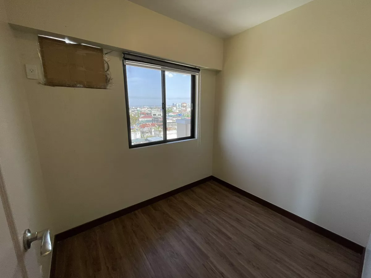 3-Bedroom with 1 Parking for Rent in Ivory Wood near BGC and McKinley Hill07
