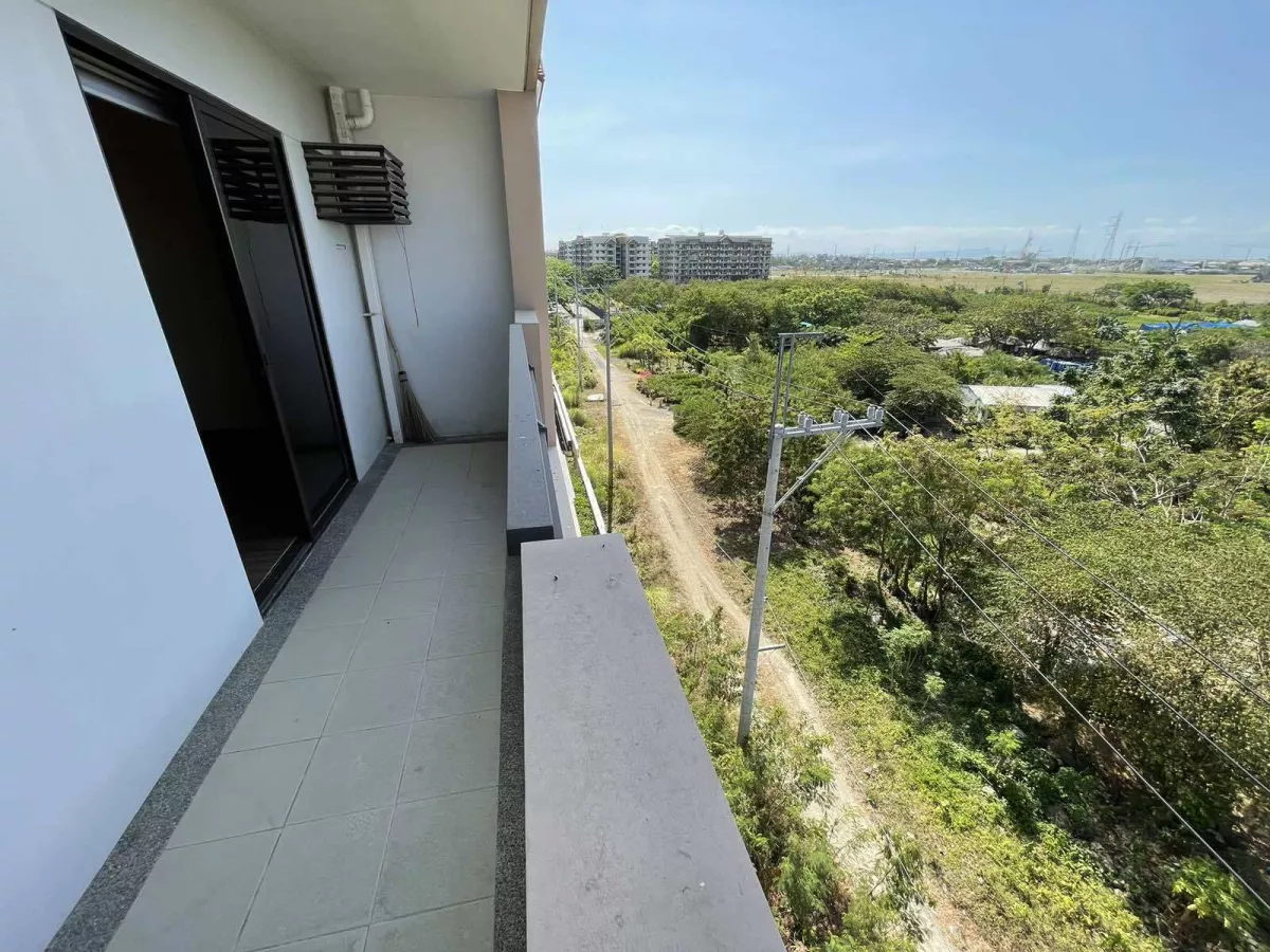 3-Bedroom with 1 Parking for Rent in Ivory Wood near BGC and McKinley Hill10