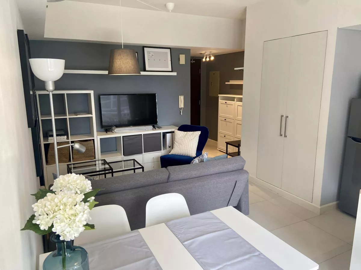 Urgent! For Rent Fully Furnished 1-Bedroom 47sqm. The Lerato Tower 1 Makati City09