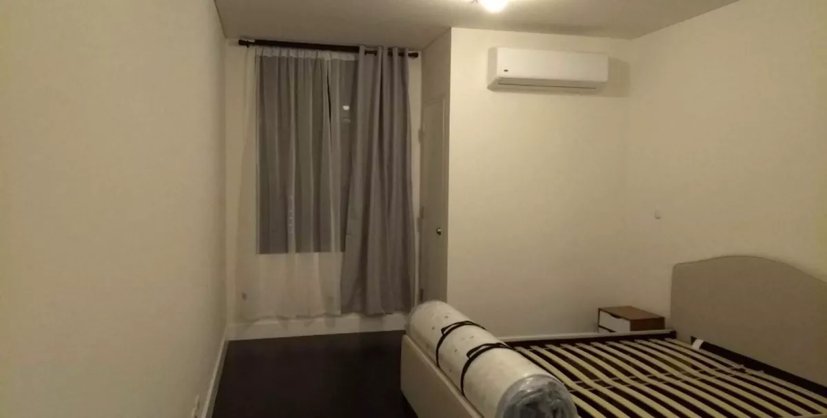 Fully Furnished 2 BEDROOM FOR LEASE in MAKATI (Garden Tower). With Parking!!08