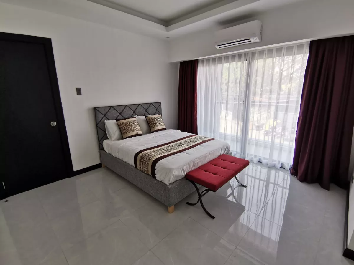 "For Rent - 1-BR Condominium unit in Zeppelin Suites, Angeles City"03