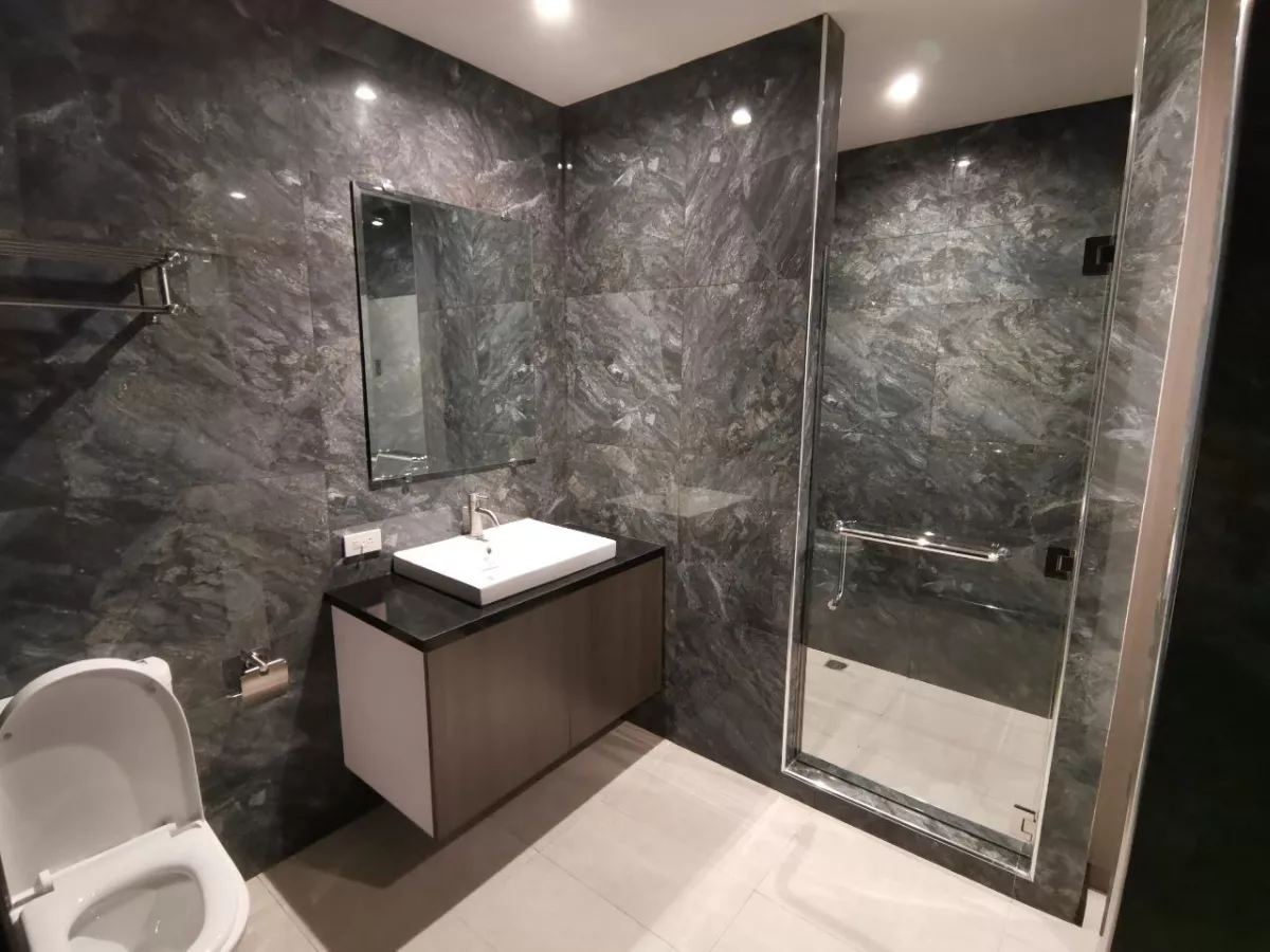 "For Rent - 1-BR Condominium unit in Zeppelin Suites, Angeles City"04