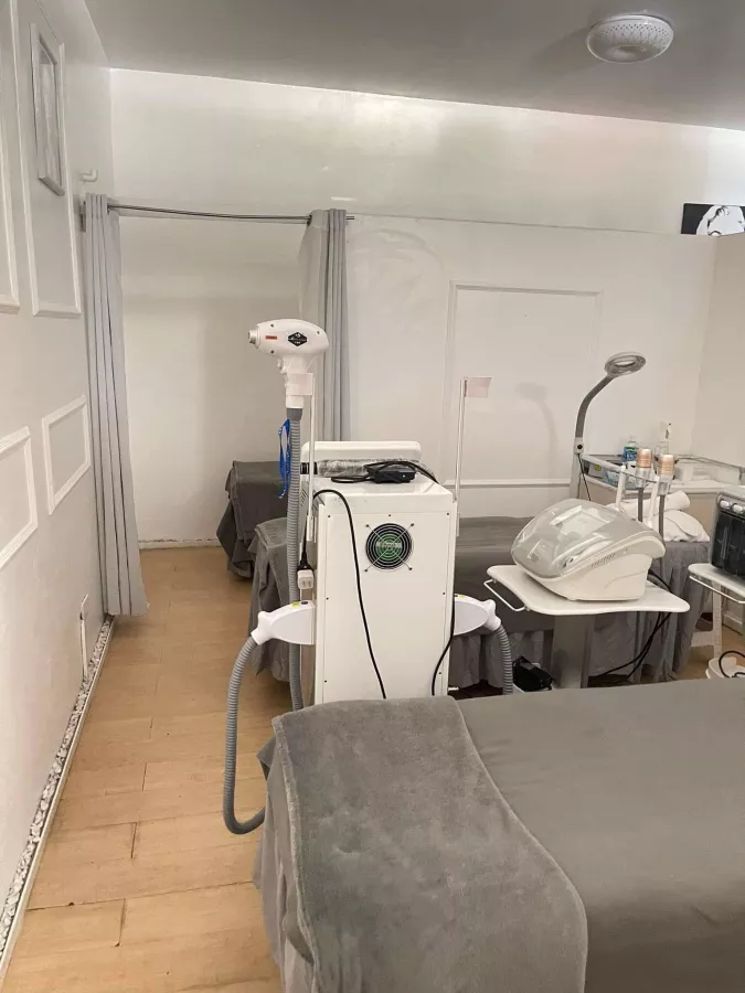 "One Oasis Condo Commercial Space for Rent, Ortigas Ext., Pasig City"07