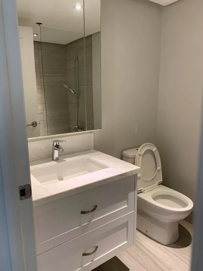 "Luxurious 3 Bedroom 3 Bathroom Condo at Luna Gardens Rockwell, Makati"07
