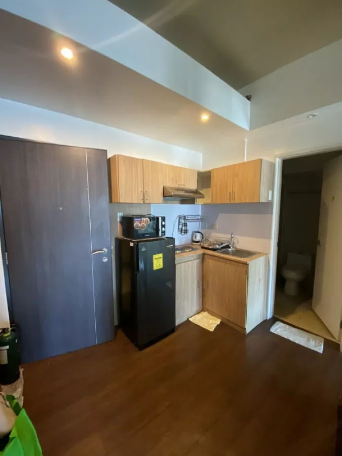 "Residential Studio Unit For Rent in Alabang, Muntinlupa City"04