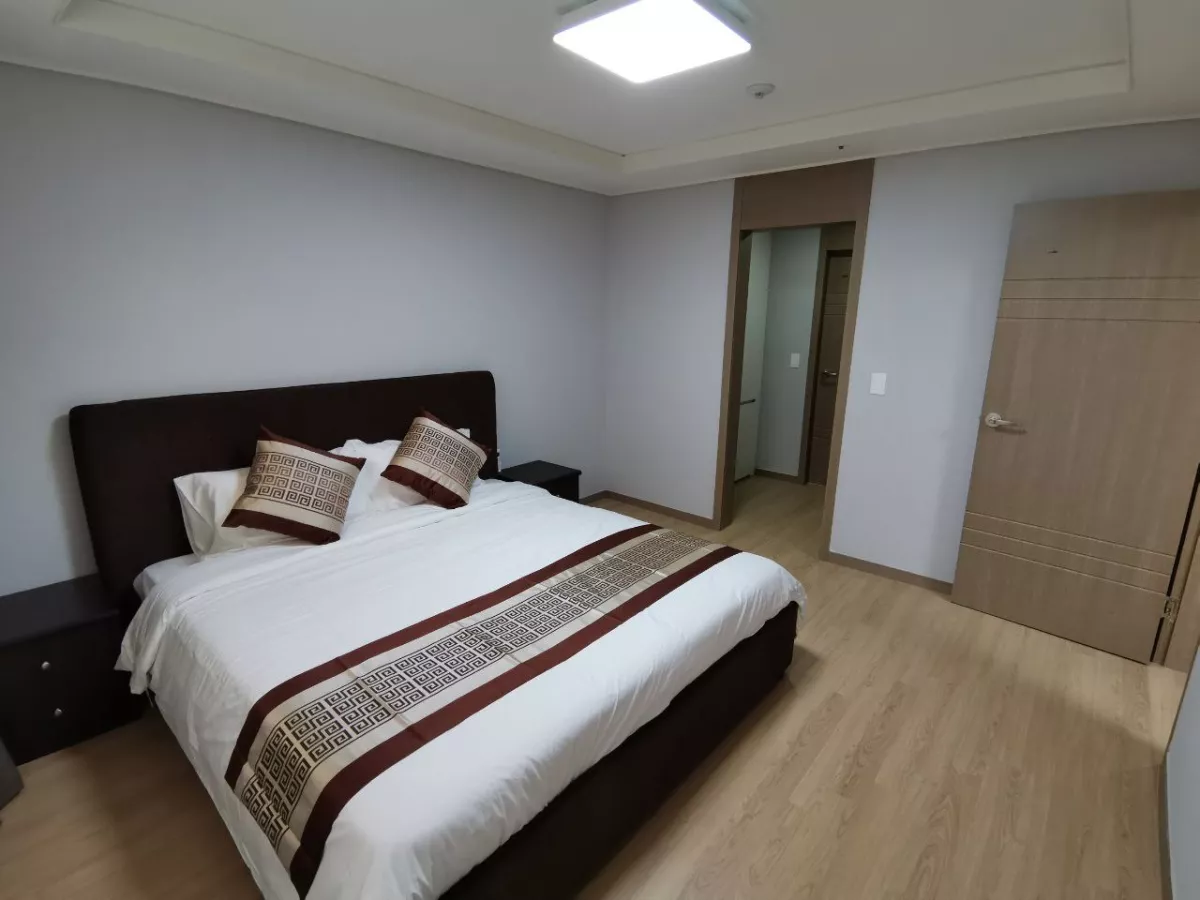 "For Rent- 2 Bedroom Condo Unit in D'Heights (Sunvalley), Angeles City"07