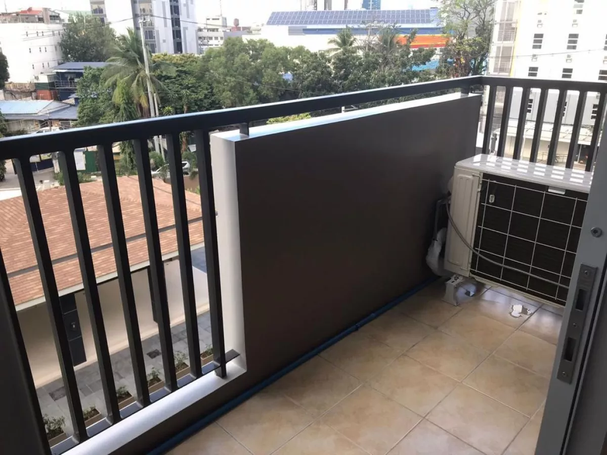 2 BR One Antonio Makati Condo for Lease08