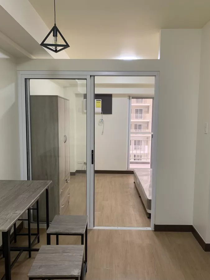 For Rent 1 Bedroom Weston Tower near BGC Makati Ortigas Mandaluyong DMCI Homes02