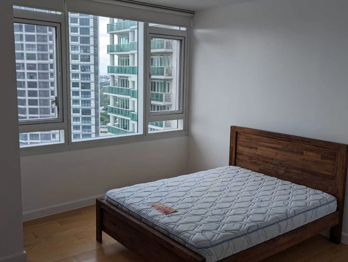 2 BR Park Terraces Point Tower04