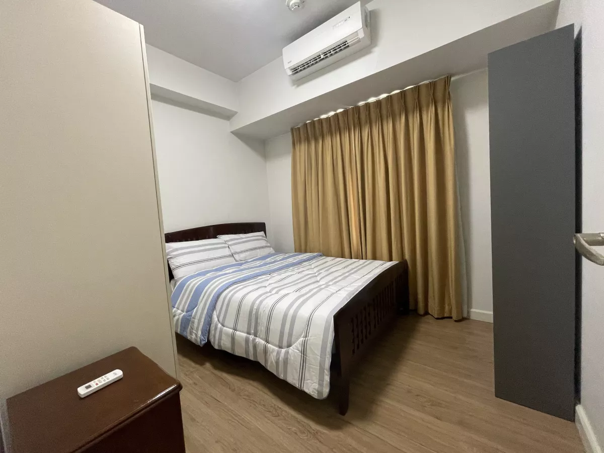 "Fully furnished 2BR Condo at Red Oak Two Serendra, Taguig City"03