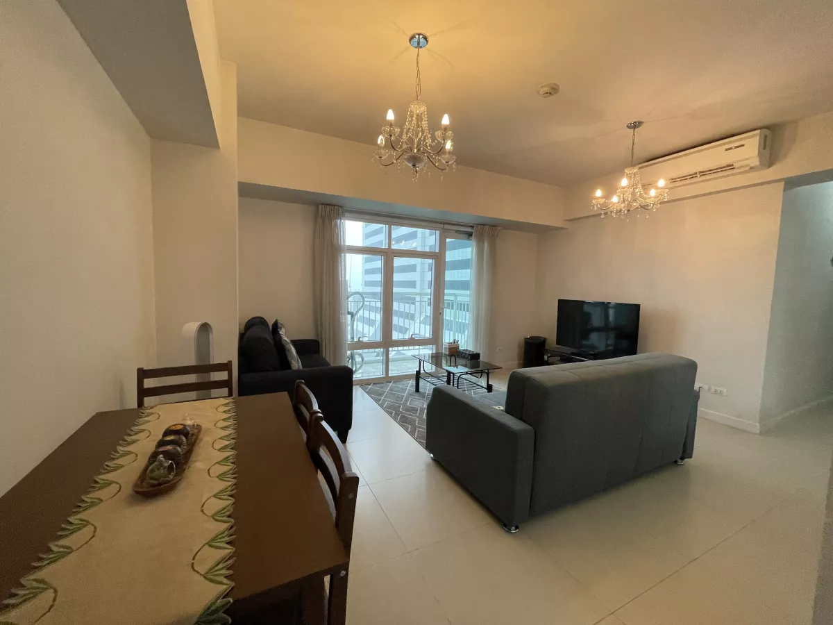 "Fully furnished 2BR Condo at Red Oak Two Serendra, Taguig City"04