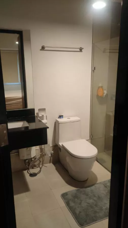 FOR RENT 1 Bedroom Unit at One Maridien in Bonifacio Global City06